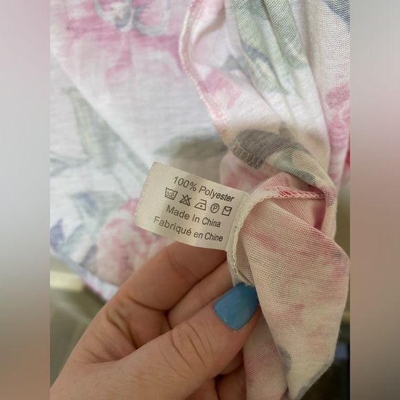 Show Me Your Mumu Pink cute Floral women’s robe with tie belt. OS 100% polyester - Picture 9 of 12